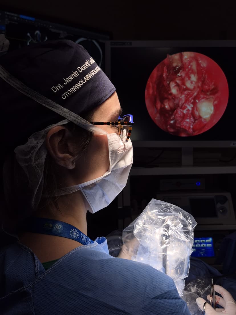 Dra. Jasmin Dezotti - Otorrinolaringologista